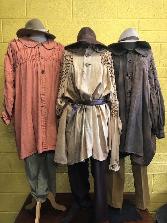 Les Miserables: Farm workers